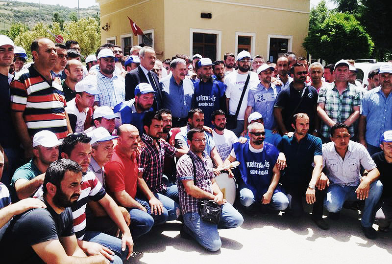 CHP milletvekillerinden Şişecam işçisine destek