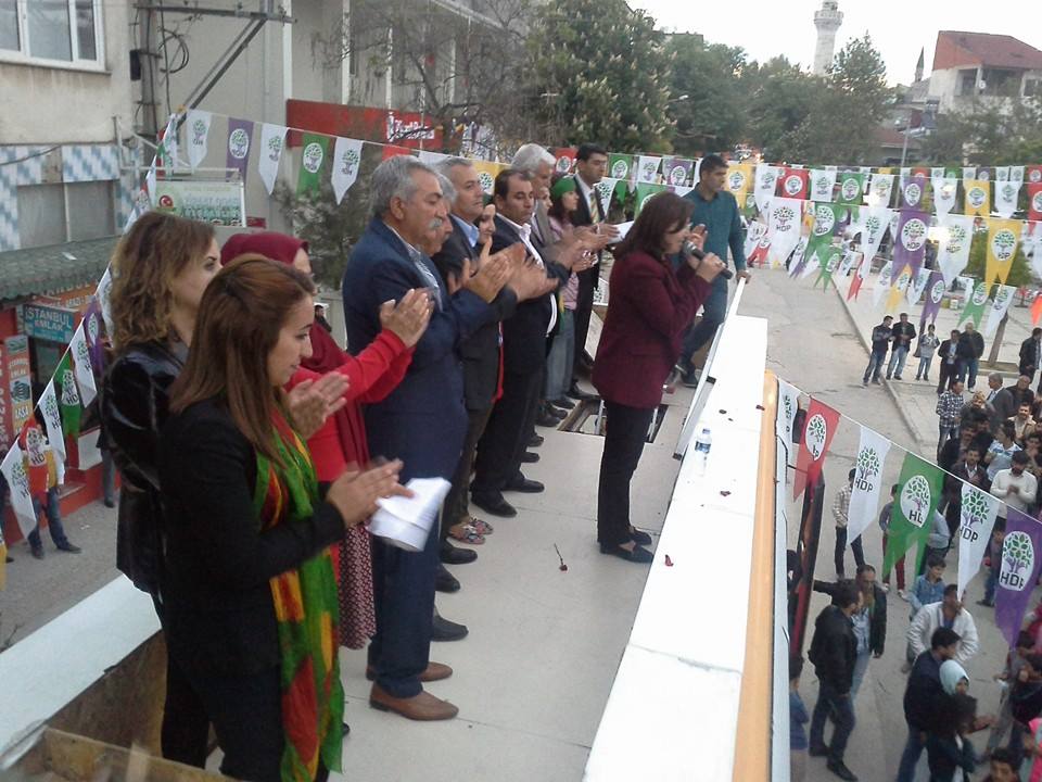 HDP Yenişehir’de adaylarını tanıttı